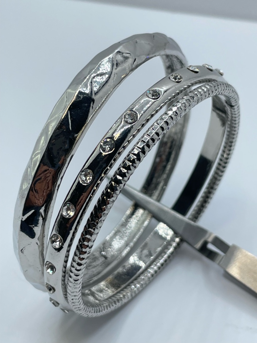 Silver Tone Bangle Bracelet Set Rhinestone Textured Stackable Modern Chic - Picture 3 of 7